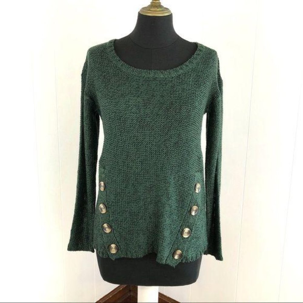 RD Style Button Front Detail Sweater Size Small